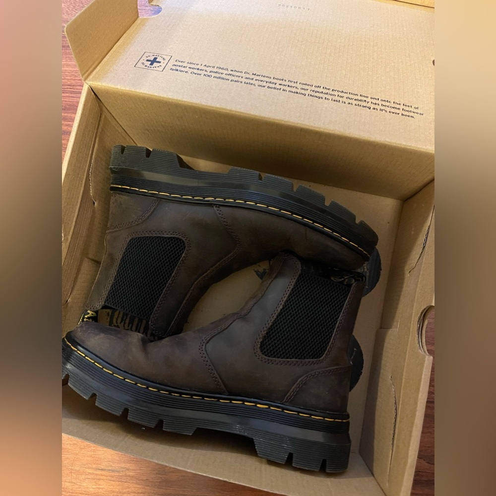 Dr. MARTENS crazy horse leather boots
